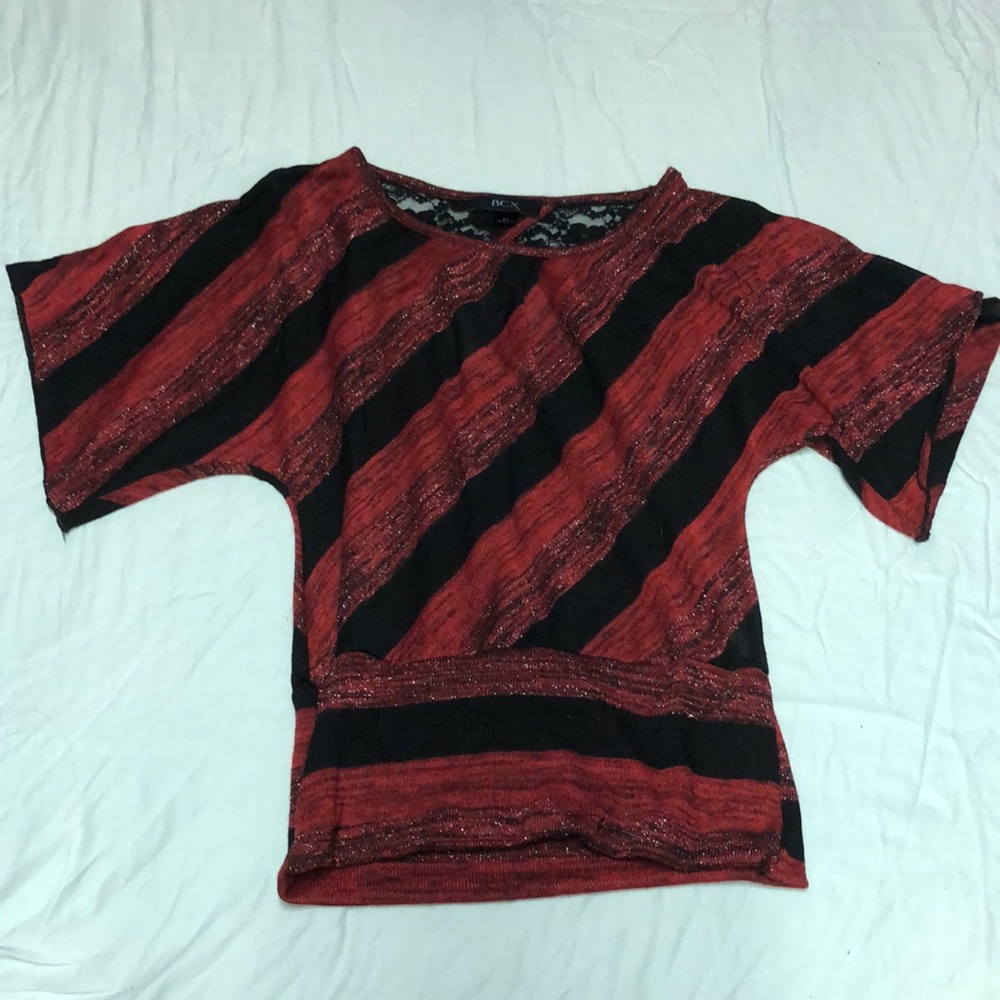 Short sleeve sweater